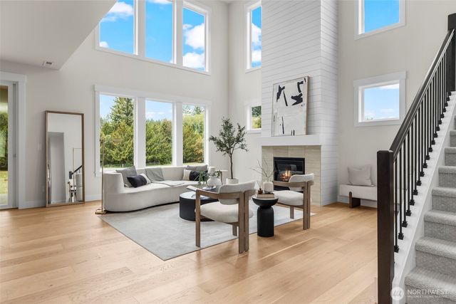 1624 Lockridge Loop E, Enumclaw, WA 98022