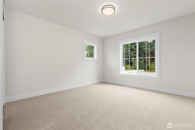 1624 Lockridge Loop E, Enumclaw, WA 98022