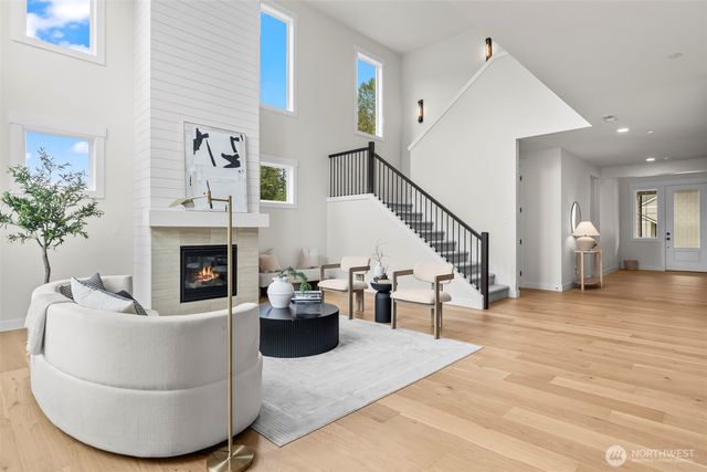 1624 Lockridge Loop E, Enumclaw, WA 98022