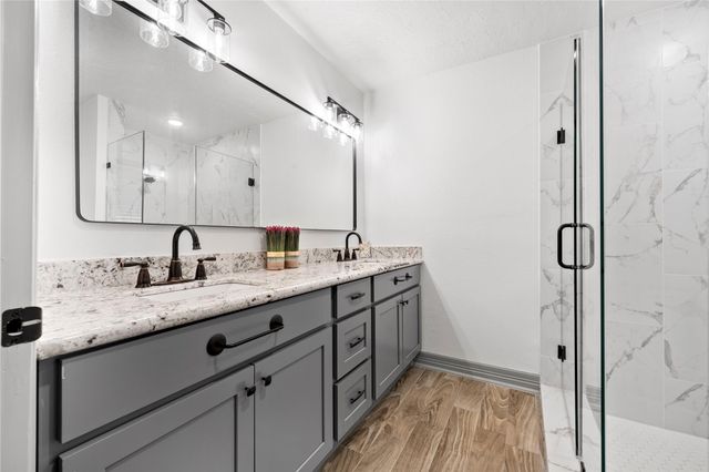 10011 Cliffwood Drive, Houston, TX 77035