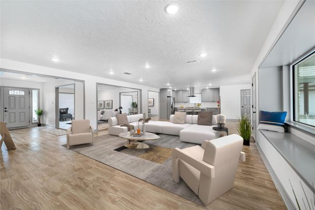 10011 Cliffwood Drive, Houston, TX 77035