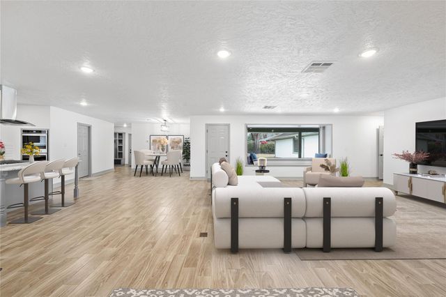 10011 Cliffwood Drive, Houston, TX 77035