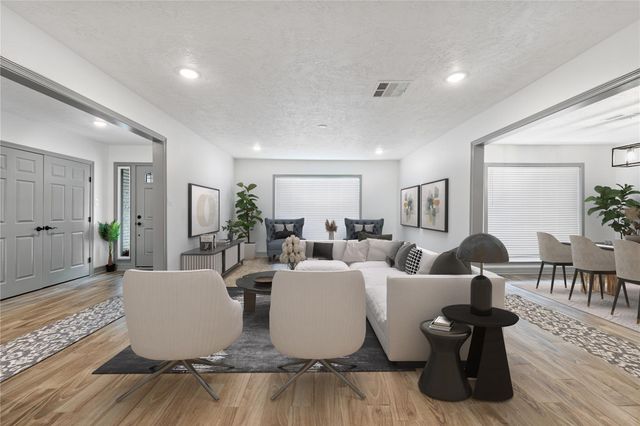 10011 Cliffwood Drive, Houston, TX 77035