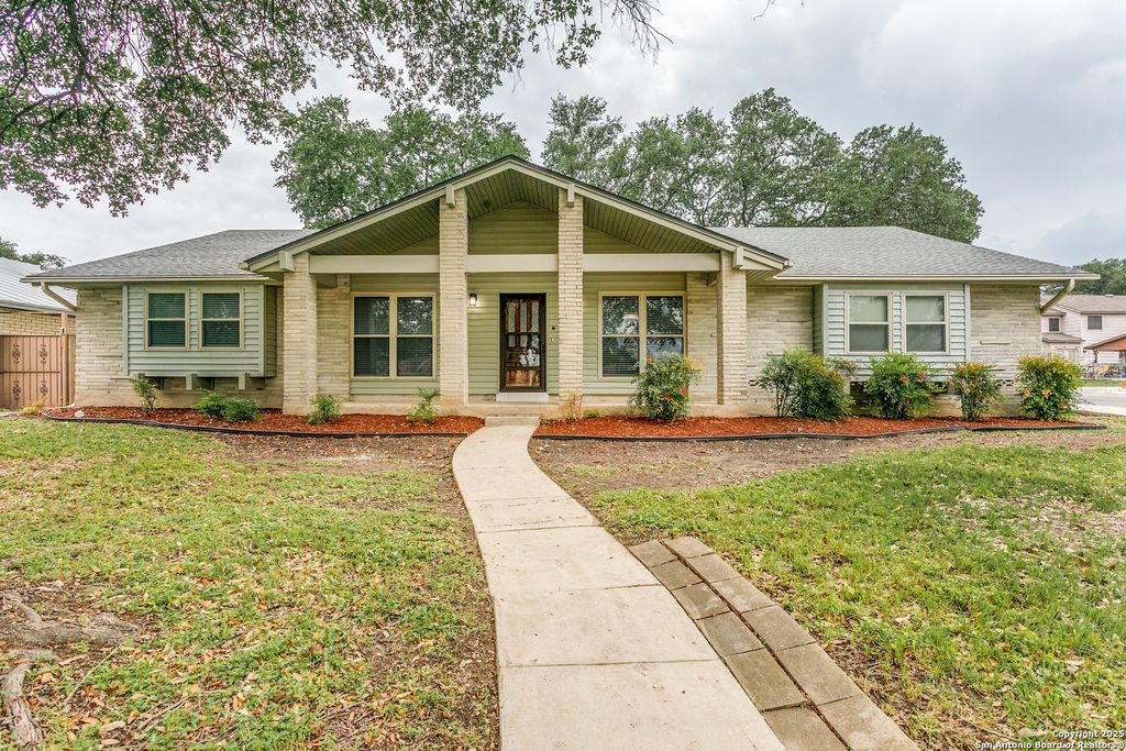 1422 Synandra, San Antonio, TX 78232
