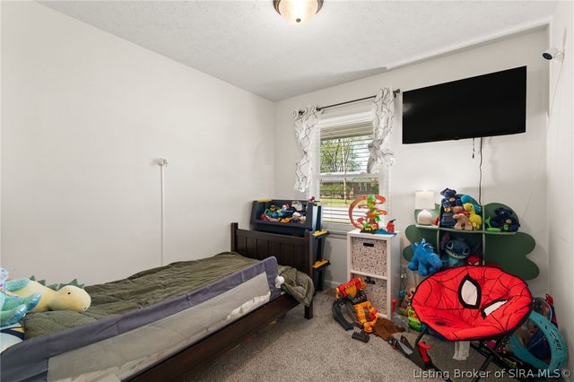 2924 Linda Drive, New Albany, IN 47150