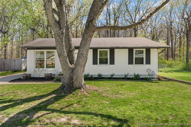 2924 Linda Drive, New Albany, IN 47150