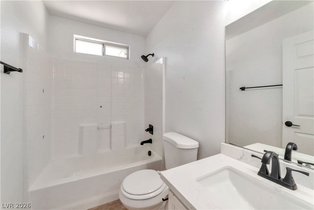 562 Twilight Blue Avenue, North Las Vegas, NV 89032