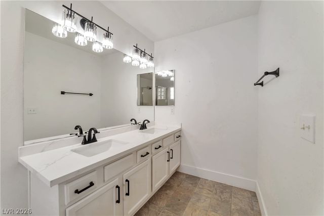 562 Twilight Blue Avenue, North Las Vegas, NV 89032