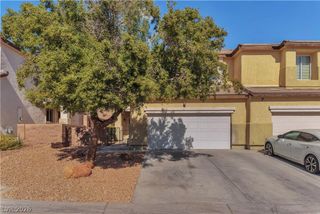 562 Twilight Blue Avenue, North Las Vegas, NV 89032