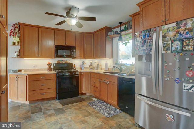 128 HILLSIDE DRIVE, Fayetteville, PA 17222