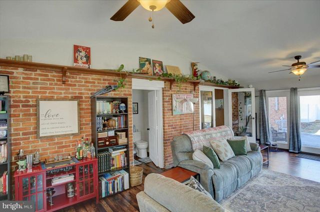 128 HILLSIDE DRIVE, Fayetteville, PA 17222