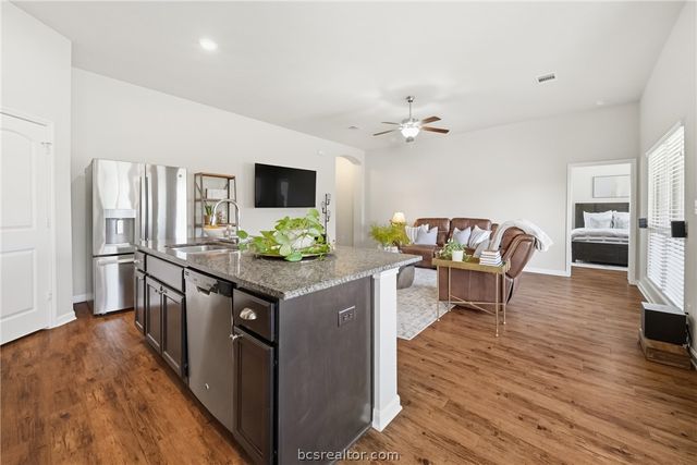 4101 Bridgewood Court, College Station, TX 77845