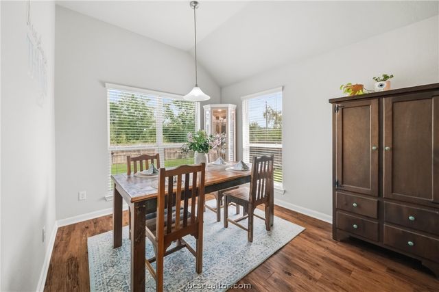 4101 Bridgewood Court, College Station, TX 77845