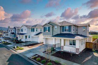 2733 Amora Ct, Santa Rosa, CA 95407