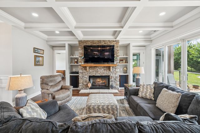 17 Cannonball Ct, Winchester, TN 37398