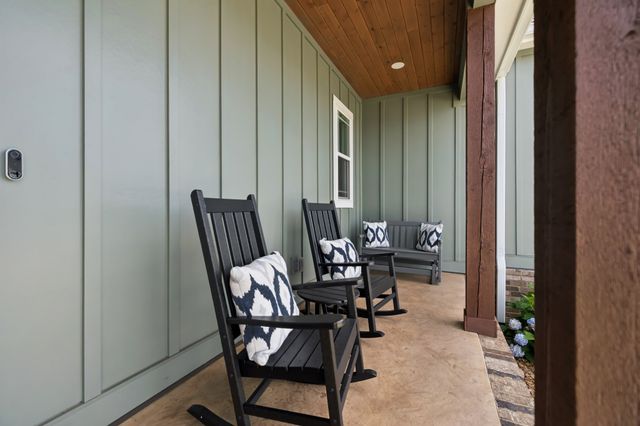 17 Cannonball Ct, Winchester, TN 37398