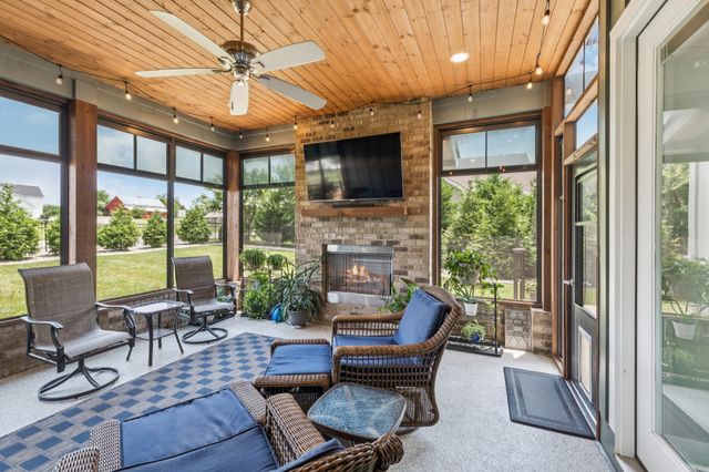 17 Cannonball Ct, Winchester, TN 37398