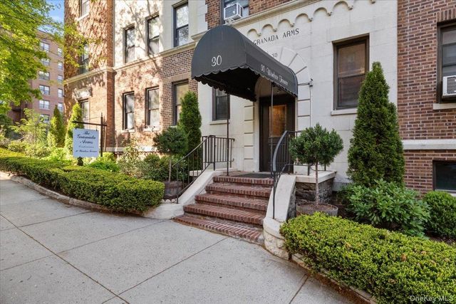 30 Windsor Terrace AA1, White Plains, NY 10601