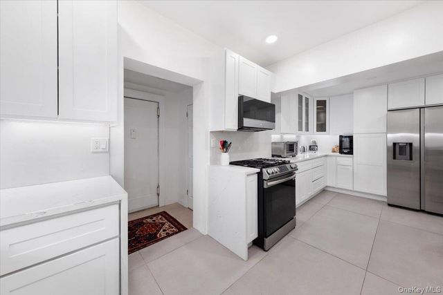 30 Windsor Terrace AA1, White Plains, NY 10601