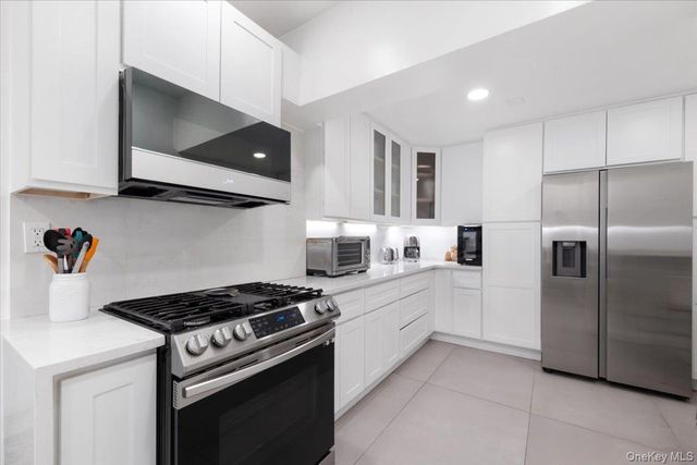 30 Windsor Terrace AA1, White Plains, NY 10601
