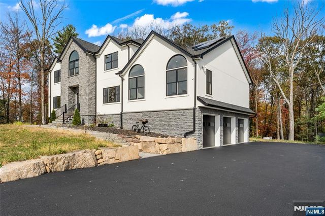 45 Heritage Drive, West Milford, NJ 07480