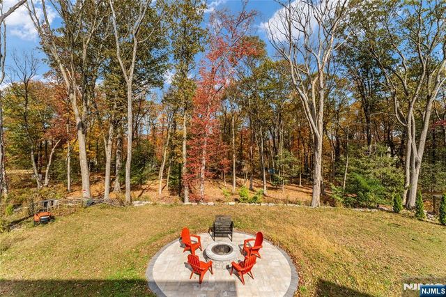 45 Heritage Drive, West Milford, NJ 07480