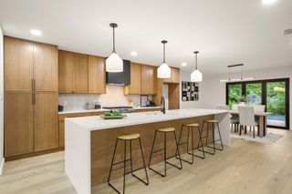1811 Rogge LN, Austin, TX 78723