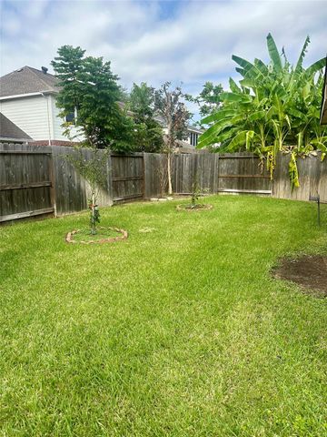 554 Ivy Cross Lane, Sugar Land, TX 77479