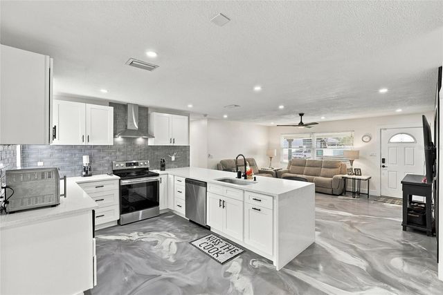10259 NARANJA STREET, Seminole, FL 33772