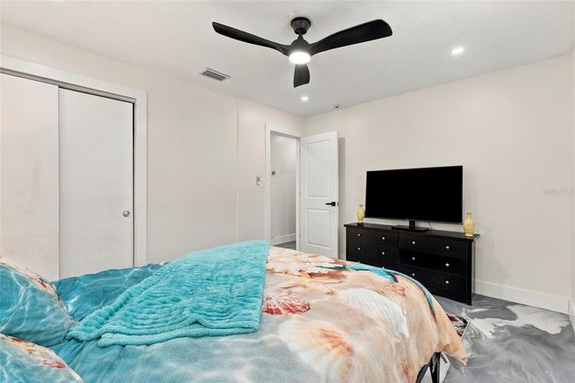 10259 NARANJA STREET, Seminole, FL 33772