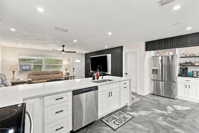 10259 NARANJA STREET, Seminole, FL 33772