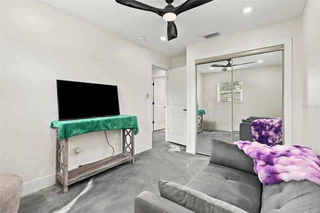 10259 NARANJA STREET, Seminole, FL 33772