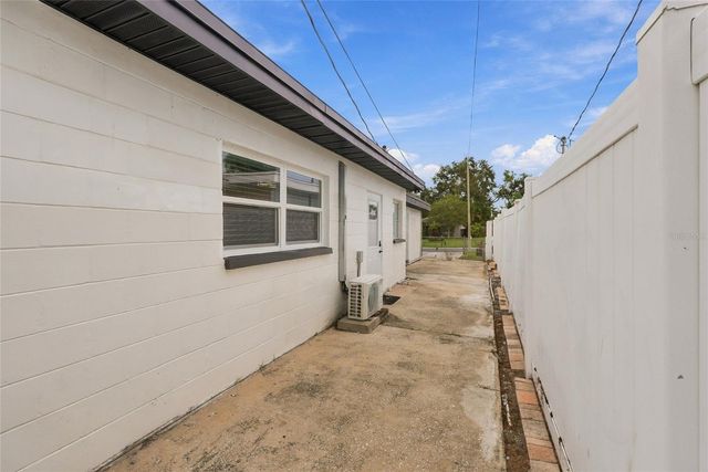 10259 NARANJA STREET, Seminole, FL 33772