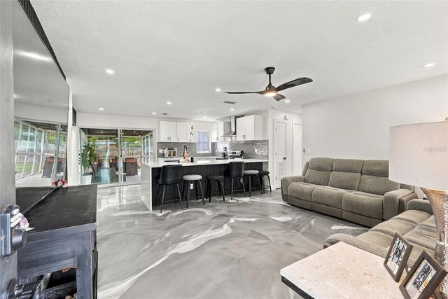 10259 NARANJA STREET, Seminole, FL 33772