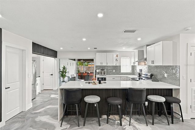 10259 NARANJA STREET, Seminole, FL 33772