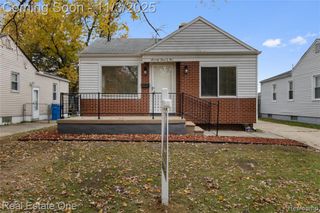 7305 N Silvery Lane, Dearborn Heights, MI 48127