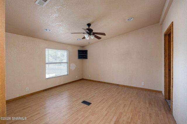 4740 Country Place, Las Cruces, NM 88007