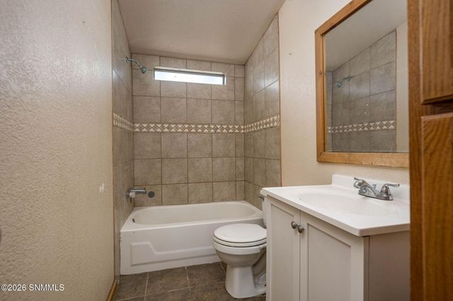 4740 Country Place, Las Cruces, NM 88007