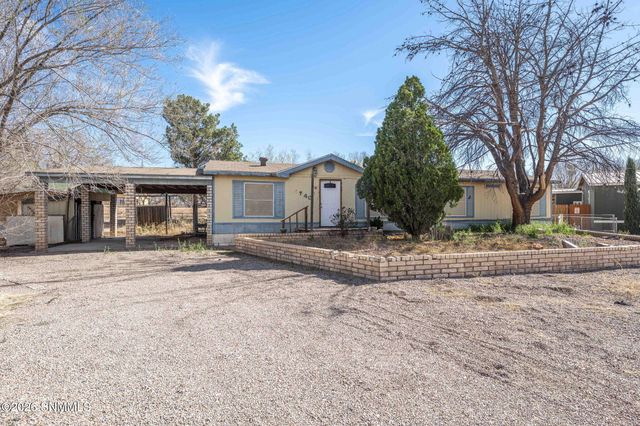 4740 Country Place, Las Cruces, NM 88007