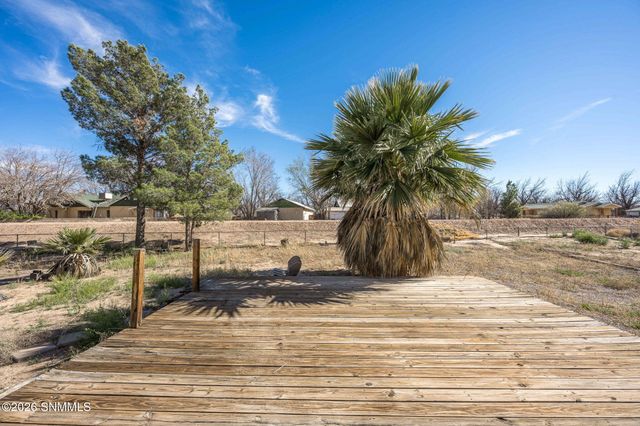 4740 Country Place, Las Cruces, NM 88007