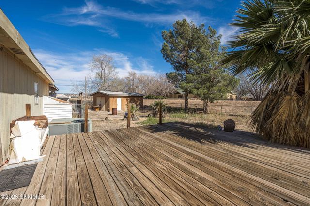 4740 Country Place, Las Cruces, NM 88007