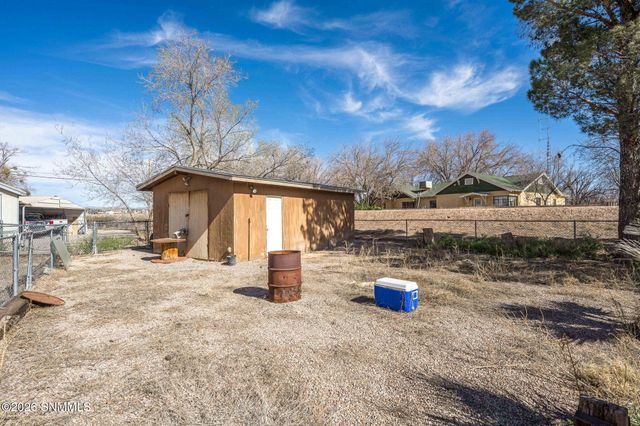 4740 Country Place, Las Cruces, NM 88007