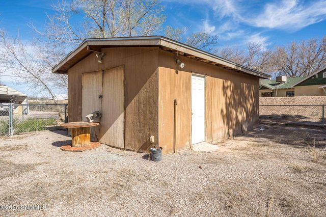 4740 Country Place, Las Cruces, NM 88007