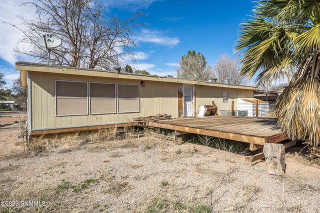 4740 Country Place, Las Cruces, NM 88007