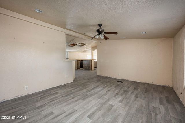 4740 Country Place, Las Cruces, NM 88007