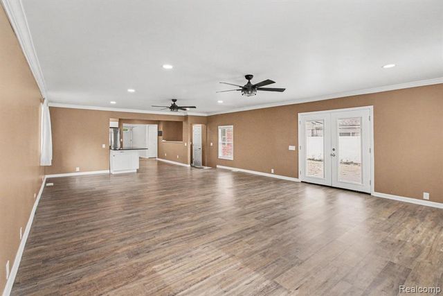 2177 Alexander Drive, Troy, MI 48083