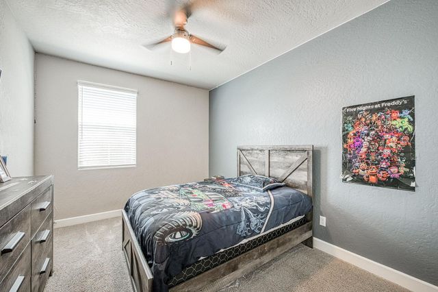 697 Expedition Way, Madera, CA 93636