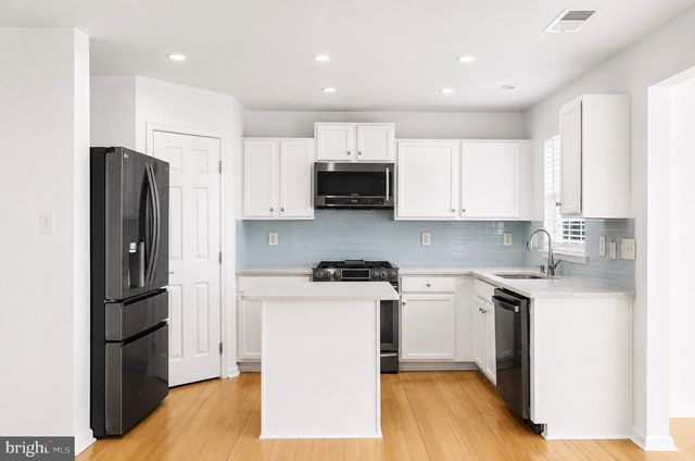 9448 ALLOWAY DR, Hagerstown, MD 21740