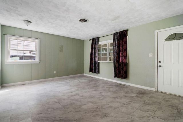 2054 Jermain Drive, Columbus, OH 43219