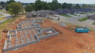 2443 East Swallow Street, Springfield, MO 65804
